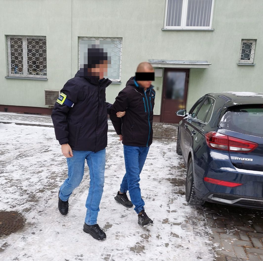 Biała Podlaska: 40-latek zaatakował znajomego nożem i widelcem. Trafił do aresztu