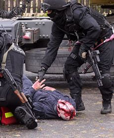 Ćwiczenia antyterrorystów