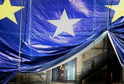 Dwanaście gwiazdek przysłoni PKiN