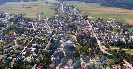 W cieniu Jastrzębiej Góry. Uroczy zakątek na samym końcu Polski