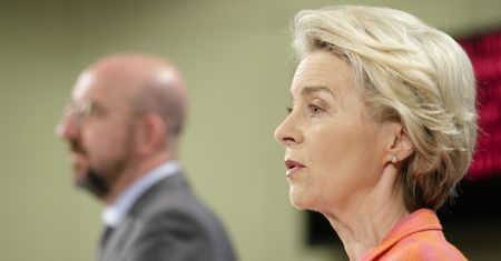 Komisja Europejska pozwoli polować na wilki? Prywatna zemsta Ursuli von der Leyen
