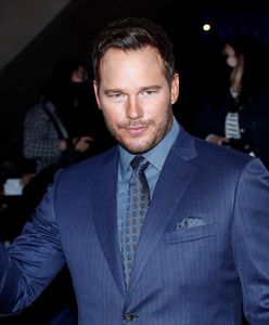 Chris Pratt związał się z podejrzaną grupą religijną. Próbuje z tego wybrnąć, ale fani mają pytania