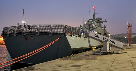 ORP Ślązak wciąż nie wykazał się, a trzeba do niego dokładać. Konieczne naprawy za 2 mln zł