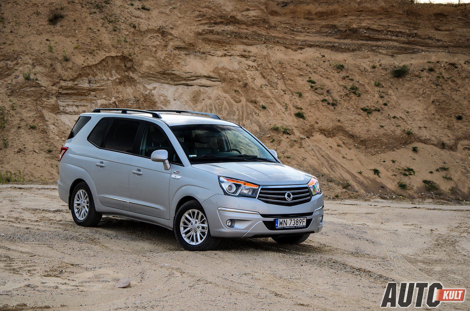 SsangYong Rodius 2,0 Sapphire 4WD AT - test [galeria zdjęć] 4