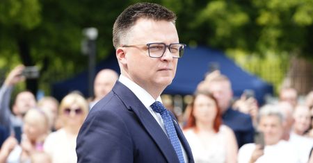 Nieprawidłowości w komisjach. Hołownia: wola wyborców jest święta