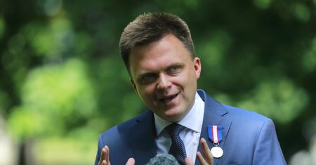 Wybory 2020. Szymon Hołownia mówi o kryzysie środowiskowym. "Gdzie był Andrzej Duda?"