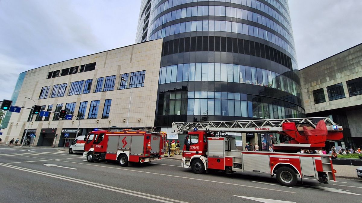 Pożar w Sky Tower we Wrocławiu