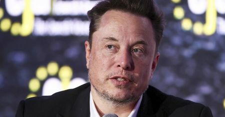 Musk sprzedał Rosji Starlinki? Kongresmeni żądają wyjaśnień