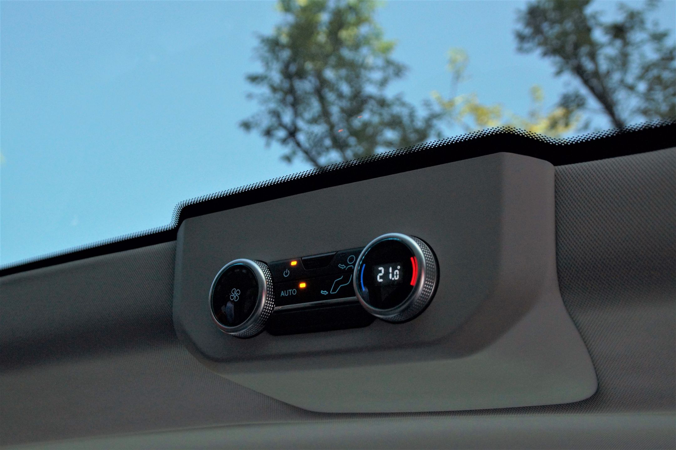 Ford Tourneo Custom 2023 