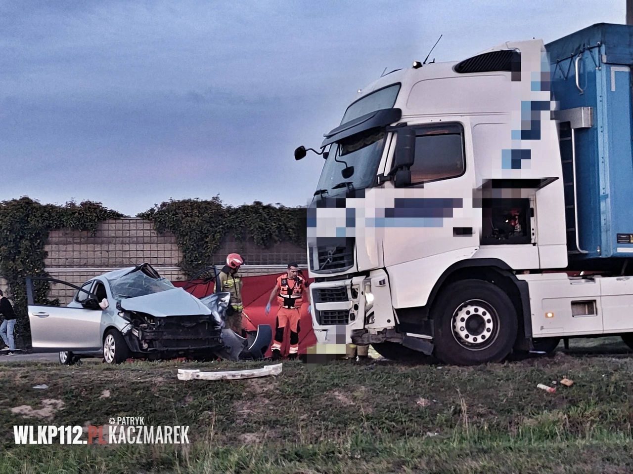 Śmiertelny wypadek na obwodnicy Grodziska Wielkopolskiego. Nie żyje kobieta. Dziecko w szpitalu