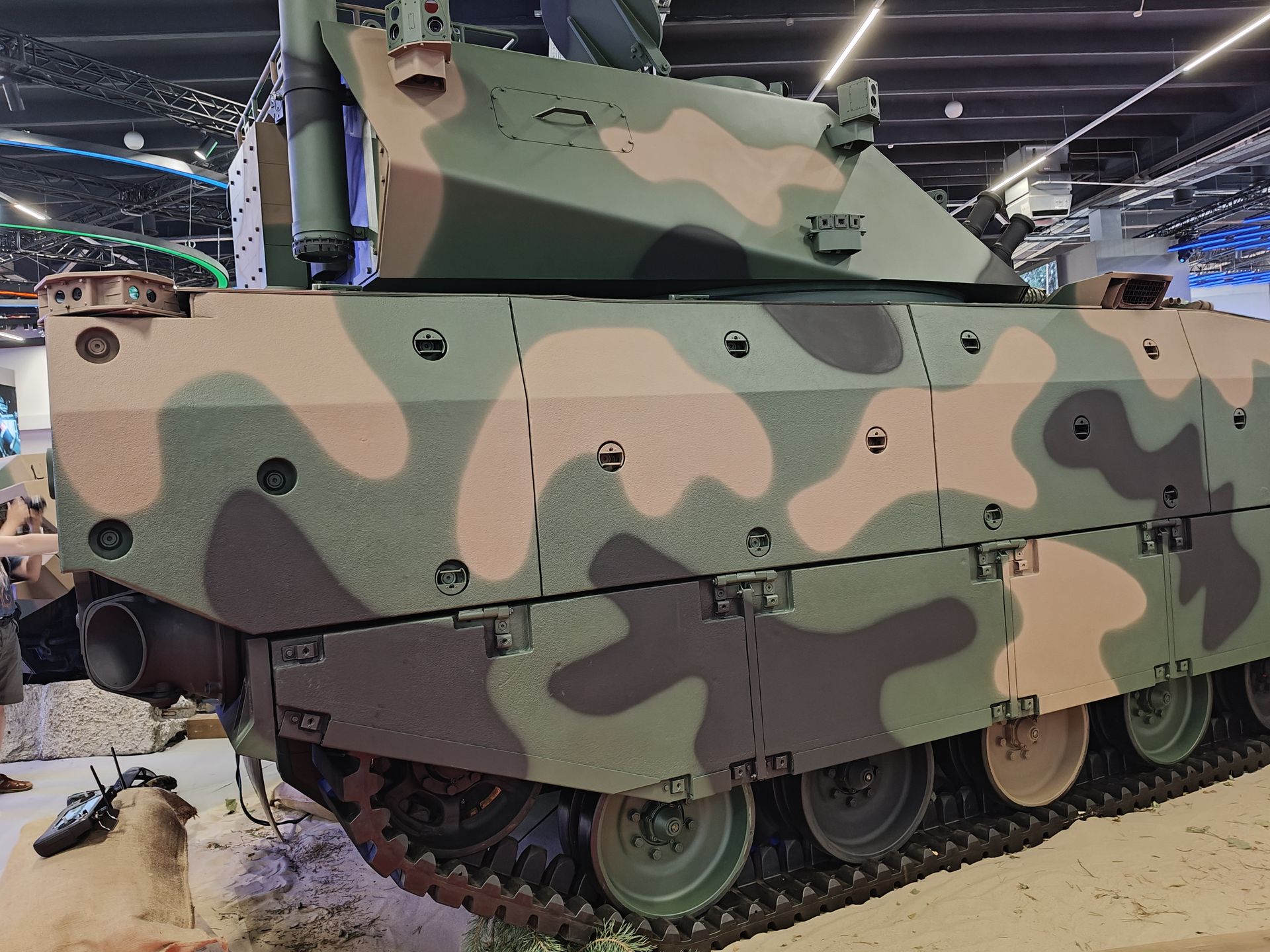 M120 RAK na podwoziu Borsuka.