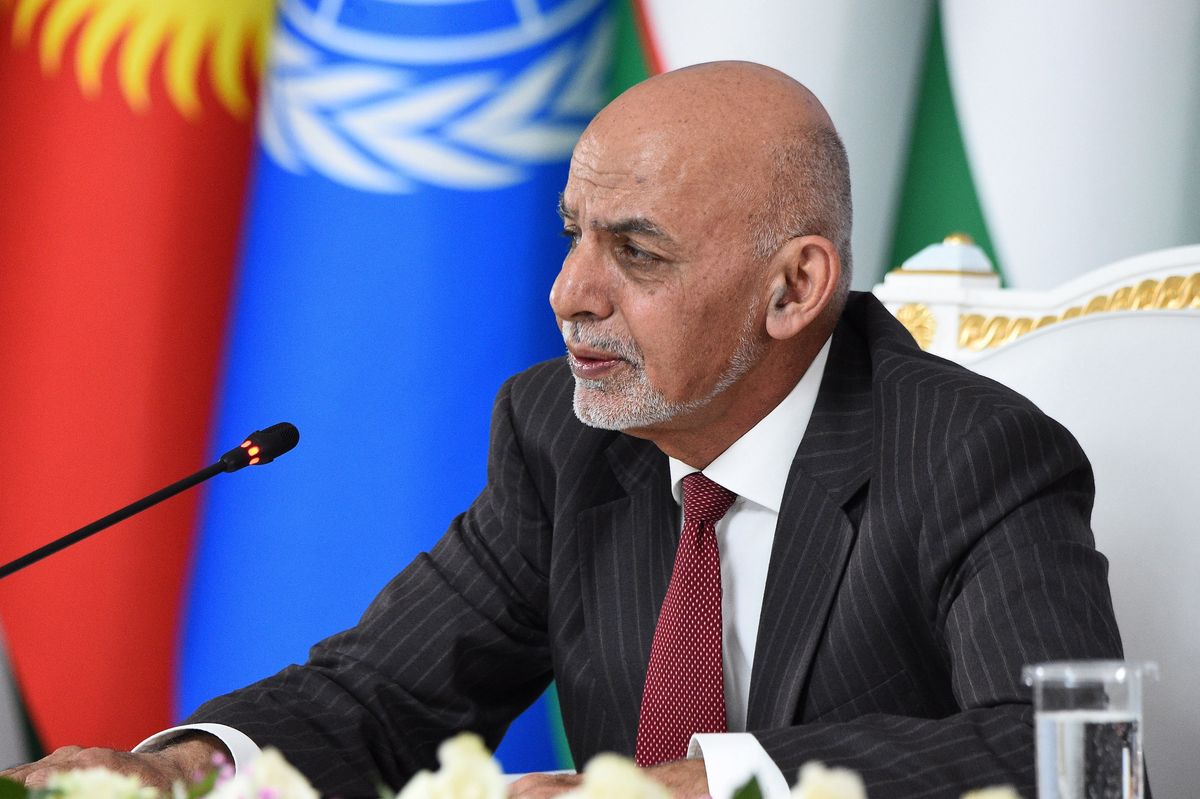 Afganistan. Były prezydent przeprasza po ucieczce z Kabulu 