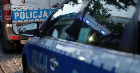 Mazowieckie. Myślała, że koresponduje z amerykańskim generałem. 56-latka straciła kilkadziesiąt tys. zł