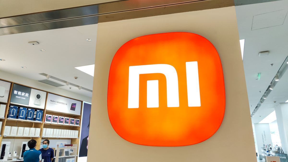 SHANGHAI, CHINA - AUGUST 2, 2021 - The Xiaomi Home inside the Jing 'an Joy City on August 2, 2021 in Shanghai, China. According to the newly released Fortune Global 500 list, Xiaomi Group ranks 338th, up 84 places from last year, and is the "Global Internet and Retail 500 Fastest growing Companies" on the list. It is also the largest riser among the seven Internet companies on this year's list.
 (Photo credit should read Costfoto/Barcroft Media via Getty Images)