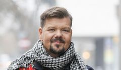 „Fakt” przeprasza Michała Figurskiego za jego zdjęcia tuż po wylewie. „Pokazuję, że można z nimi wygrać”