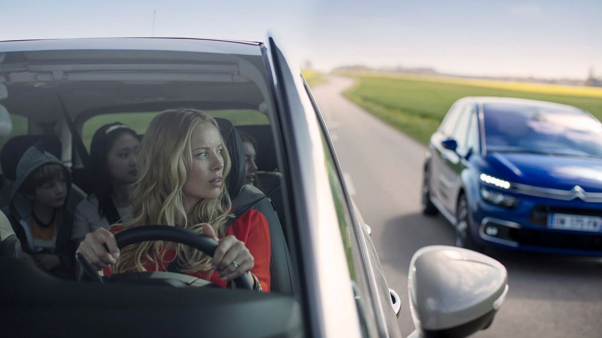 Kierowca nie wszystko jest w stanie dostrzec w lusterkach