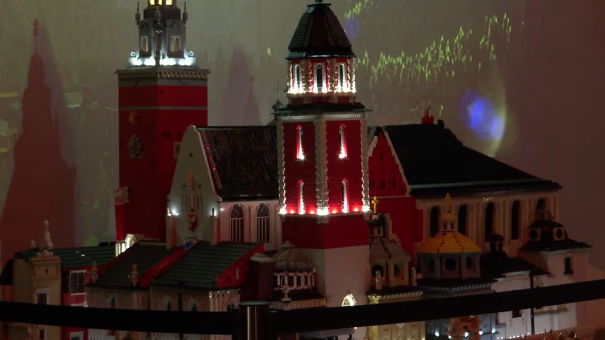 Historia Polski zbudowana z 1,5 milionów klocków LEGO