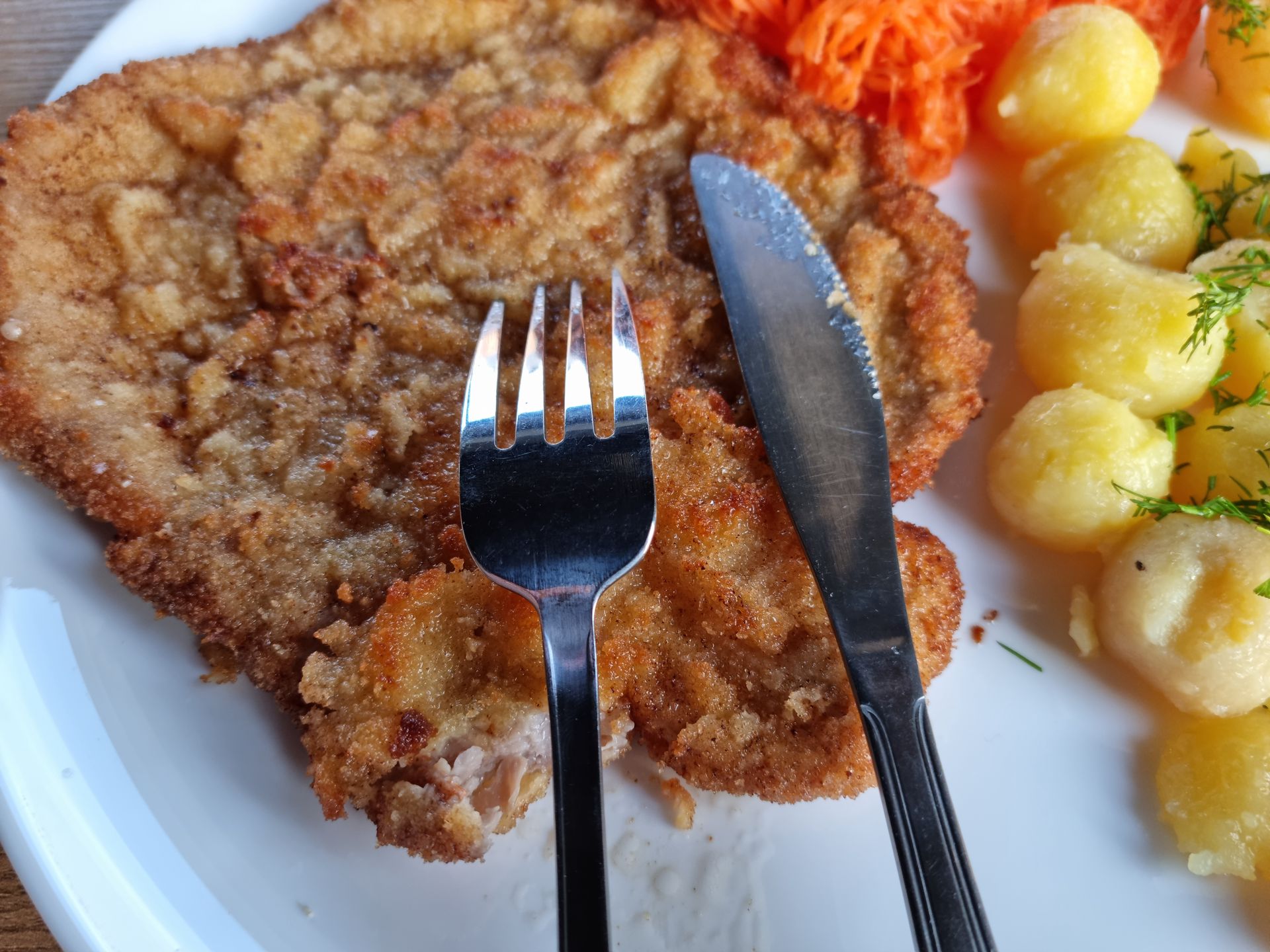 smaczne, danie, obiad, schabowy, kotlet, wieprzowina, ziemniaki, surówka, warzywo, marchew tarta, bity, na talerzu, sznycel, smażony, zasmażka, cebula, talerz, jedzenie, kalorie, dieta, ciasto, widelec, wigilia, kolacja, domowe jedzenie, polskie jedzenie, tradycyjne, na widelcu, żarcie, kalorie energia, sport, moc, smażone, kurak, dania, ryba, salad, jarzyna