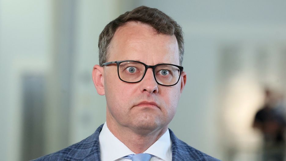 Poseł Michał Romanowski uzyskał azyl na Węgrzech