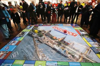 Szczecin: Każdy może kupić Wały Chrobrego. Ma swoją edycję Monopoly. Premiera w CH Galaxy [ZDJĘCIA]