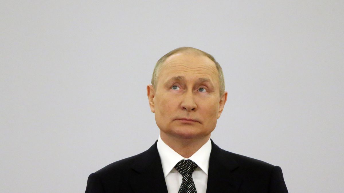 President Putin Of Russia Marks Russia Day At State Awarding Ceremony
MOSCOW, RUSSIA - JUNE 12: (RUSSIA OUT) Russian President Vladimir Putin attends the State Awarding Ceremony at the Grand Kremlin Palace, June,12,2022, in Moscow, Rusia. Russia Day, celebrated annually on 12 June since 1992, commemorates the adoption of the Declaration of State Sovereignty of the Russian Soviet Federative Socialist Republic (RSFSR) (Photo by Contributor/Getty Images)
Contributor