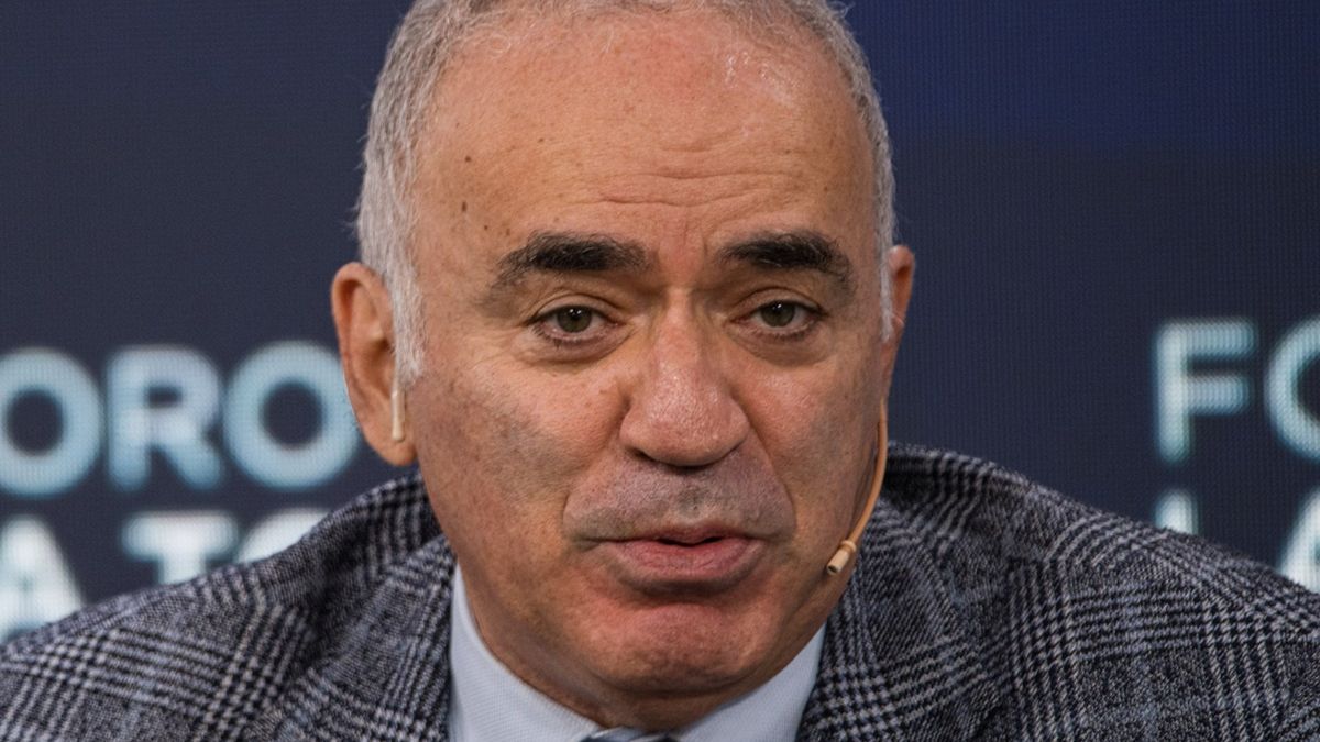 Garry Kasparow nie widzi oznak zakończenia wojny.