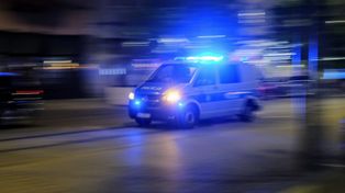 Tarnów: Zderzenie dwóch samochodów na ulicy Mickiewicza, jeden z pojazdów odjechał z miejsca kolizji