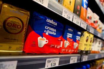 Cenowa bonanza na rynku kawy. Widać zmiany na polskich półkach