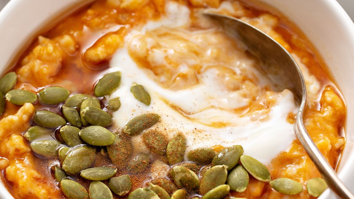 Jesienna owsianka z dynią to świetny początek dnia