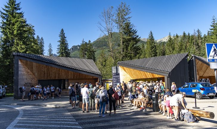 Najłatwiejsze szlaki w Tatrach. 10 tras dla początkujących