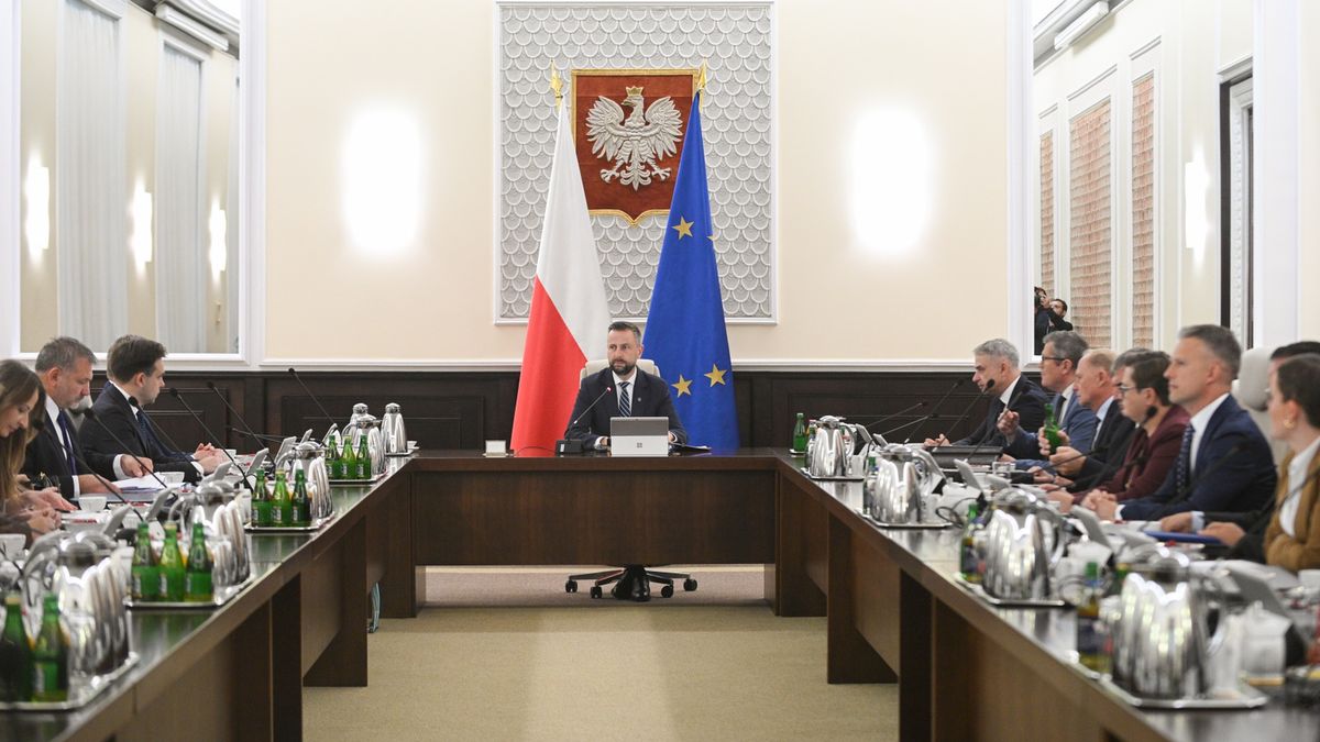 Posiedzenie rządu 19 sierpnia. Przyjęto nowe założenia ZUZP