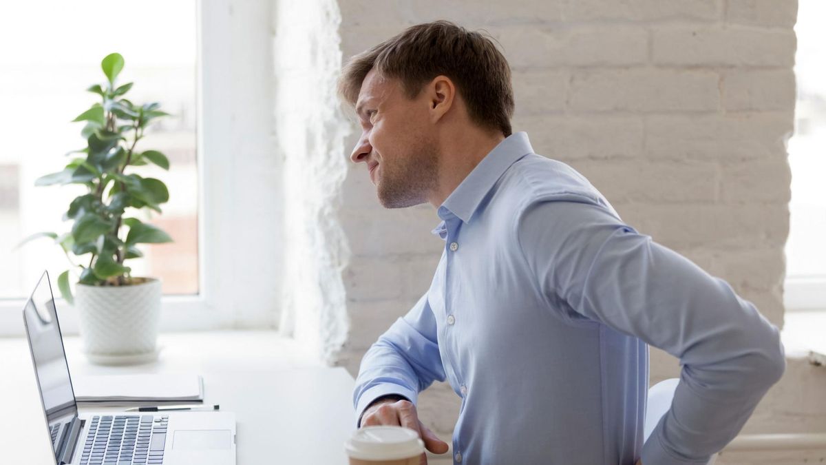 123RF Alkohol może powodować ból nerek