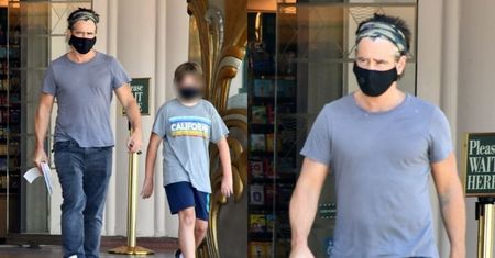 Przykładny tata Colin Farrell maszeruje w towarzystwie Henry'ego Tadeusza do księgarni w Los Angeles (ZDJĘCIA)