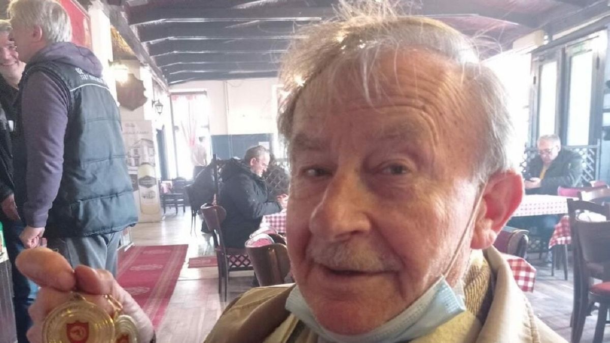 Milan Matijević ze swoimi medalami