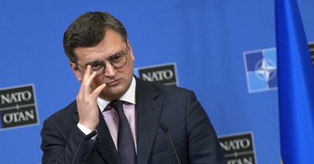 Ukraińcy odpowiadają Rumunom. Kułeba mówi o Polsce