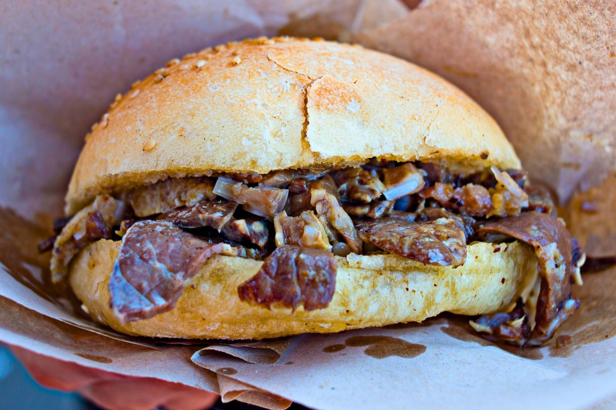 Włoska kanapka ze śledzioną