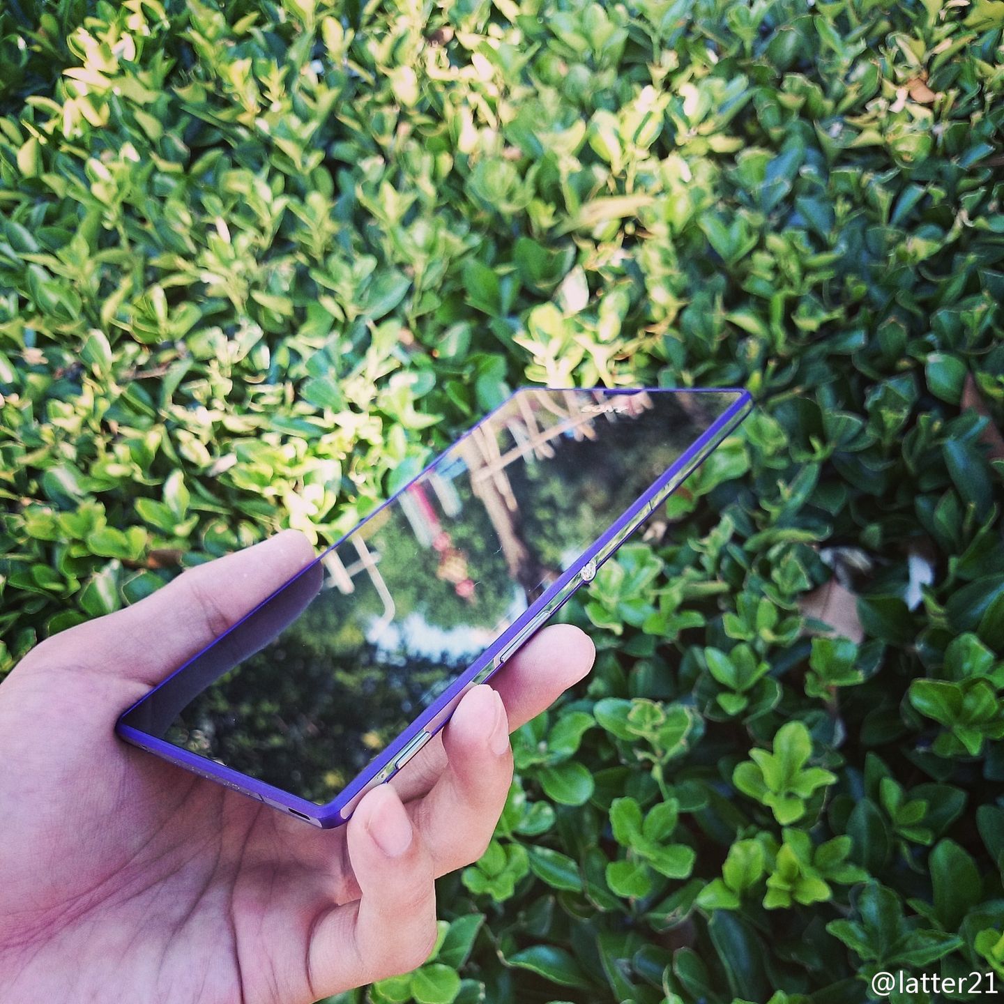 W skrócie: OnePlus One bez zaproszeń, Galaxy 11 i parodia reklamy iWatcha 6