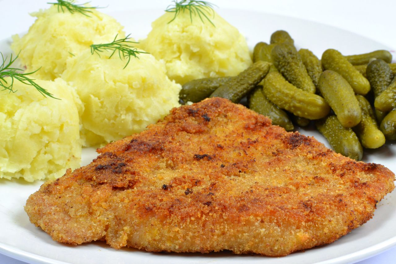 Kotlet schabowy z ziemniakami