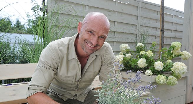 Dominik Strzelec poprowadzi „Polowanie na ogród” w HGTV