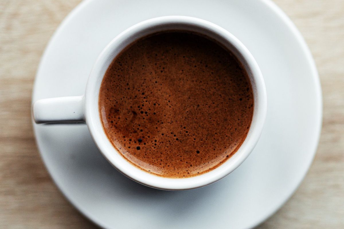 Maximizing the health benefits of your daily brew: The do's and don'ts of coffee additives