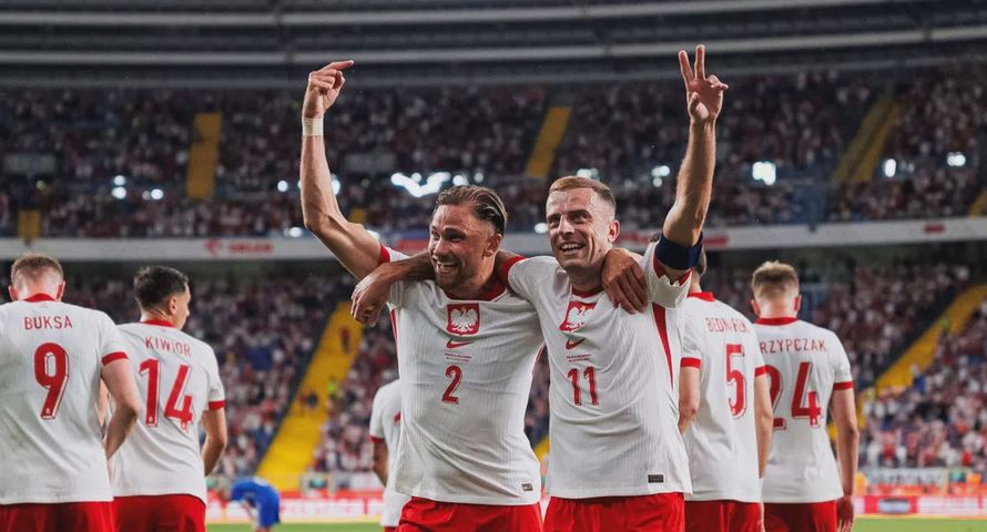 Lewandowski nie zagrał w meczu z Mołdawią. Ale spotkanie było hitem