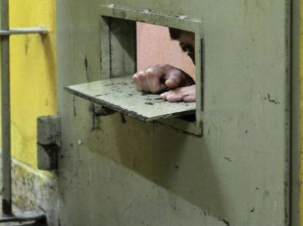 W więzieniach Emiratów Arabskich panują ciężkie warunki odbywania kary, najgorzej jest w Al Rezin, zwanym "Guantanami EA" 
