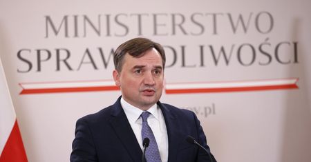 Nowy pomysł Ziobry. "Tektoniczne trzęsienie ziemi"
