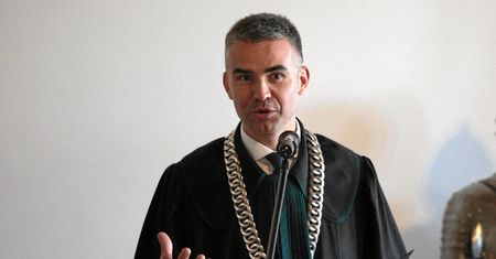 Szef palestry: wniosek posłów do TK to nieudolna próba zamachu na adwokaturę