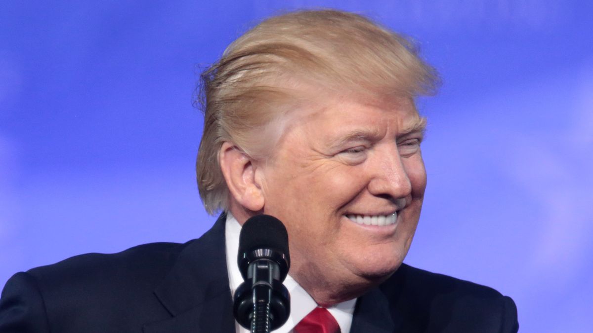 Donald Trump ma charakterystyczny kolor skóry