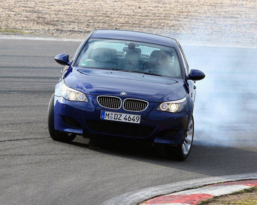 BMW M5 E60
