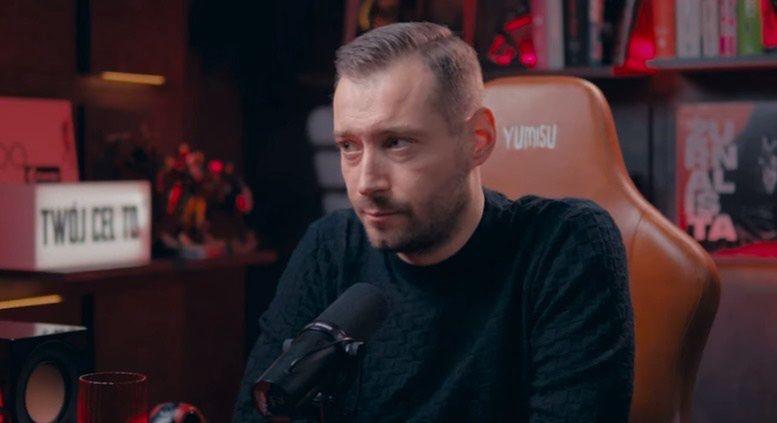 Sebastian Staszewski podczas rozmowy 