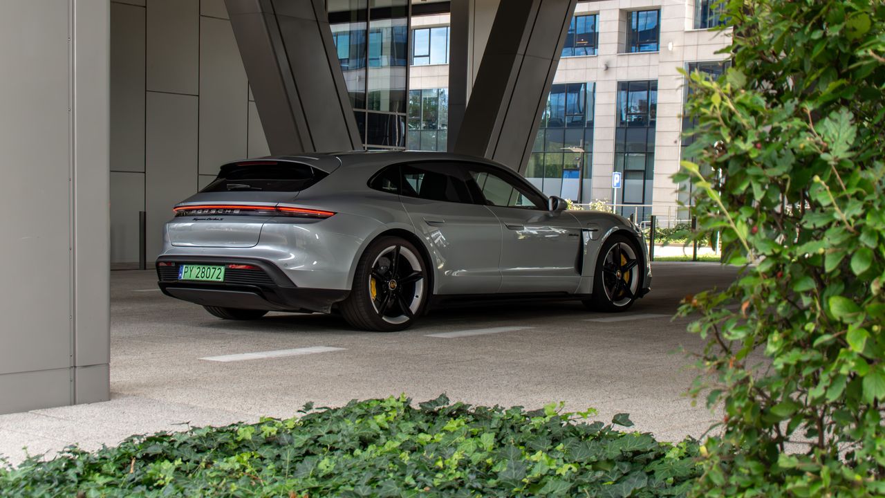 Porsche Taycan Turbo S Sport Turismo