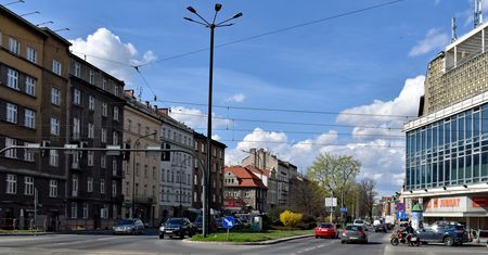 Wynajmuje dwa mieszkania. Wypatrzyli go urzędnicy. Grozi mu kara