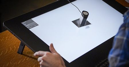 Wacom Color Manager - urządzenie do łatwej kalibracji tabletów graficznych z monitorami